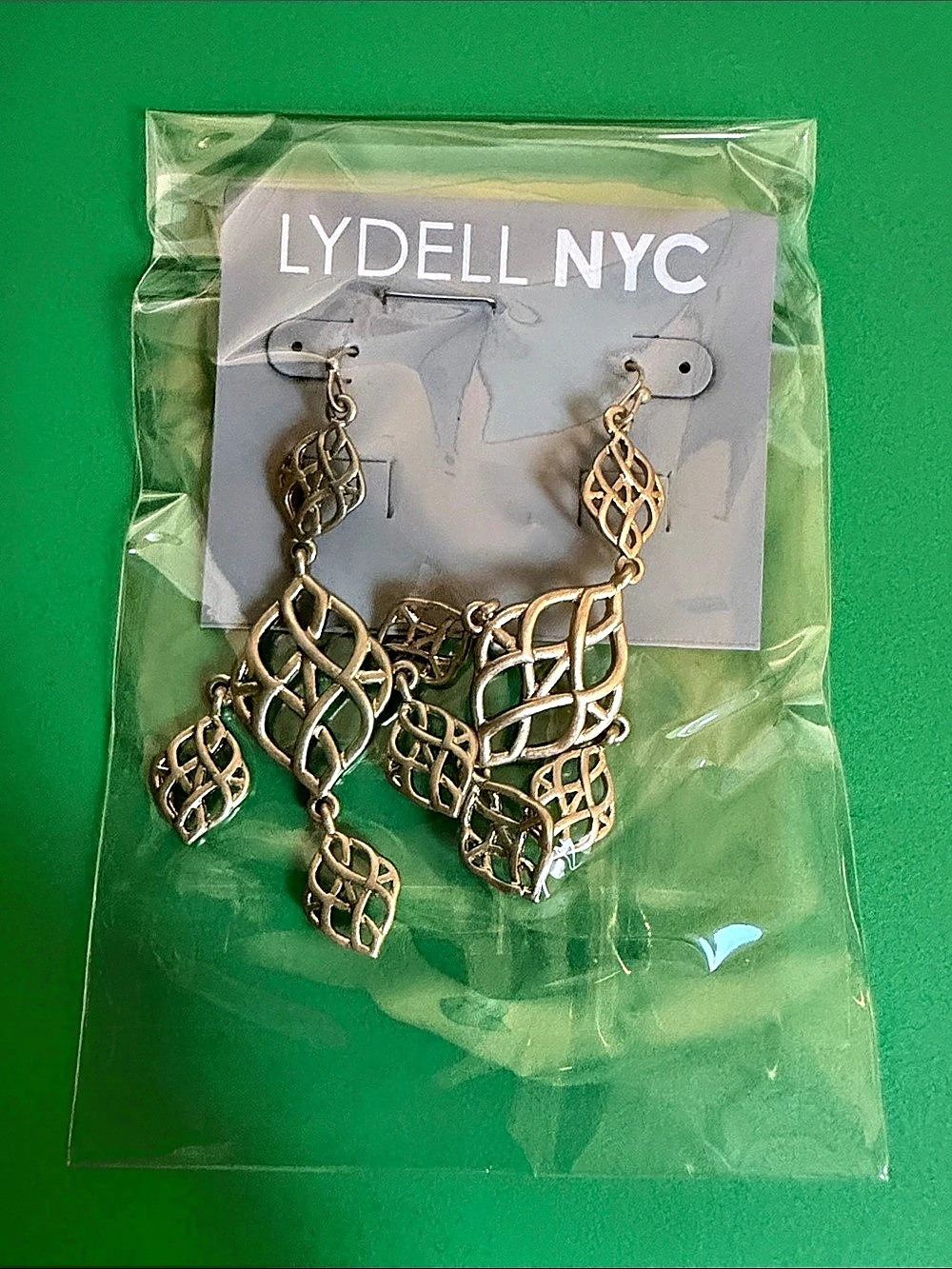 LYDELL NYC Statement Necklace & Earrings Set in Gold NWT